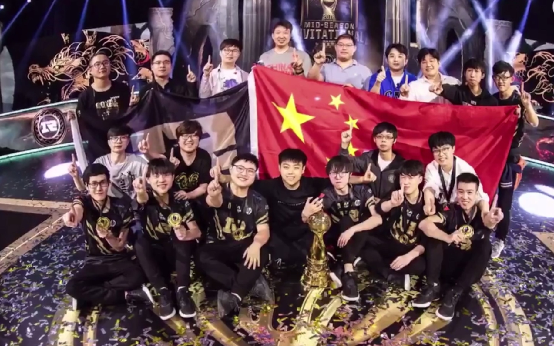 Kaiyun官方平台-阿扎伦卡重返赛场，夺冠首场状态出色，RNG观众沸腾！-Kaiyun官方平台